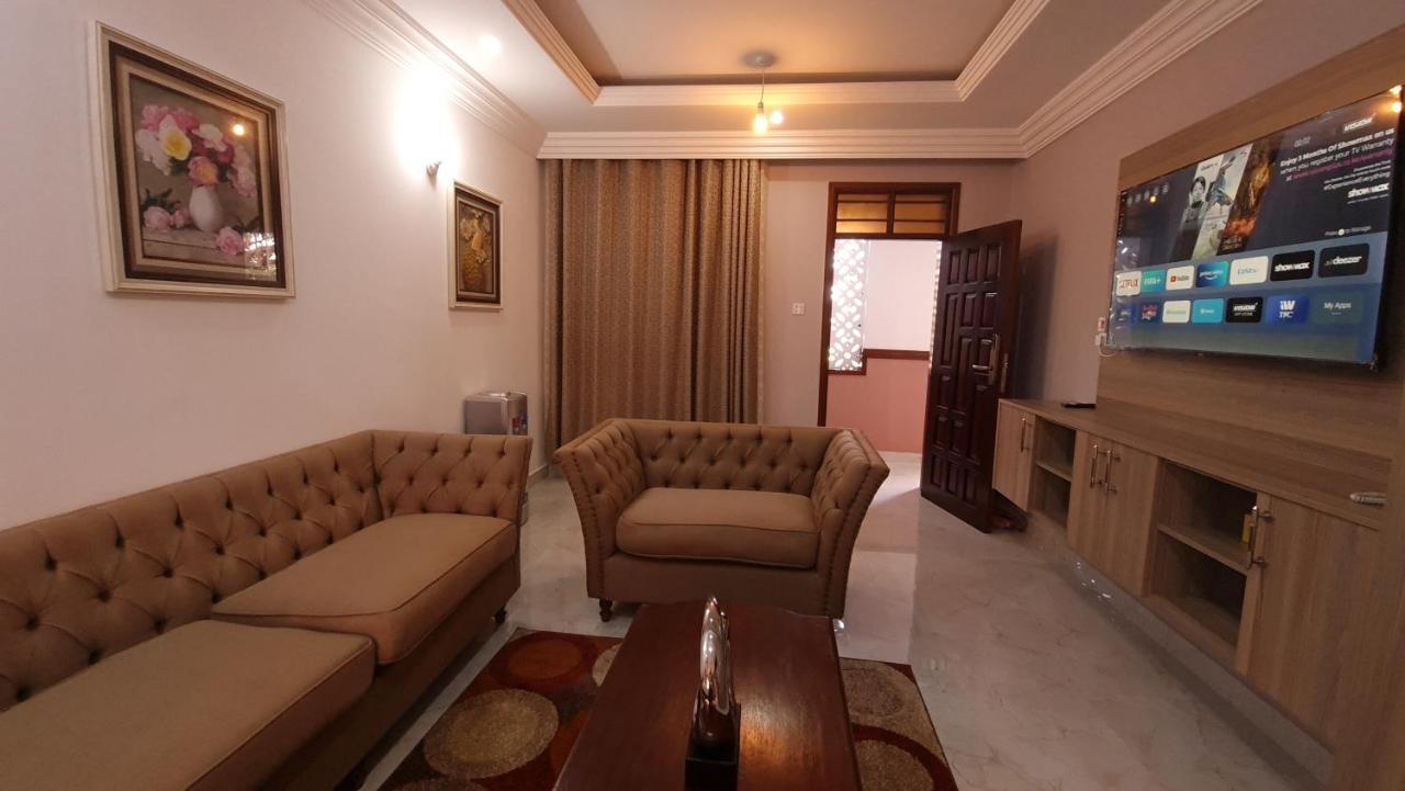 The Festival Fully Furnished Apartments Mombasa Esterno foto