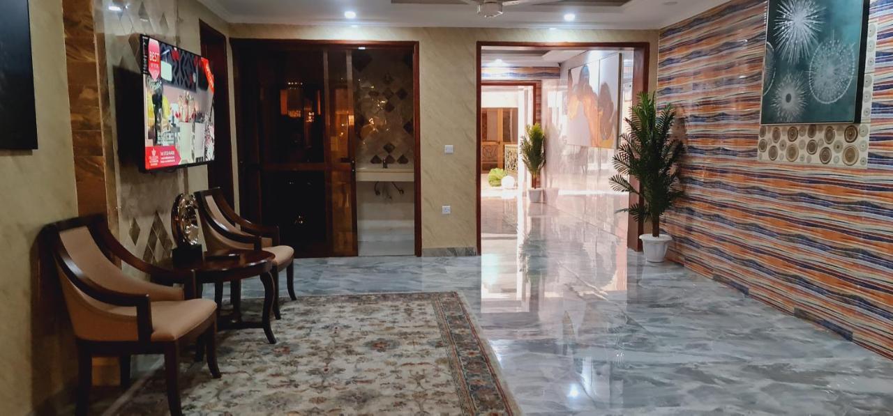 The Festival Fully Furnished Apartments Mombasa Esterno foto