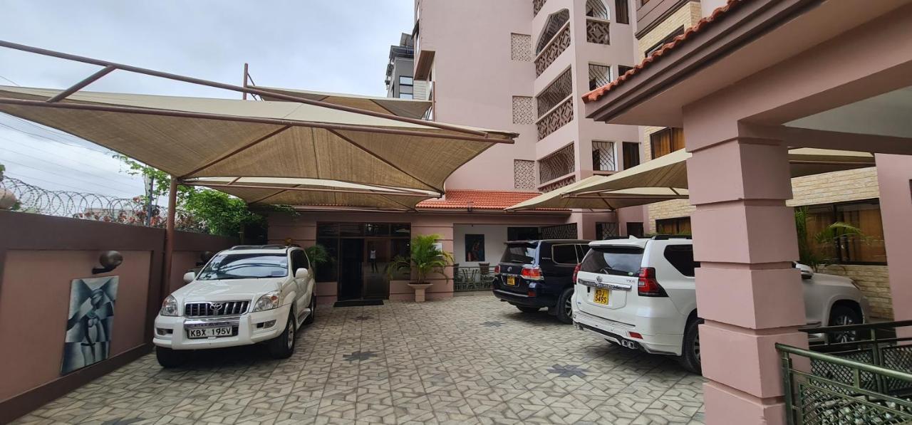 The Festival Fully Furnished Apartments Mombasa Esterno foto