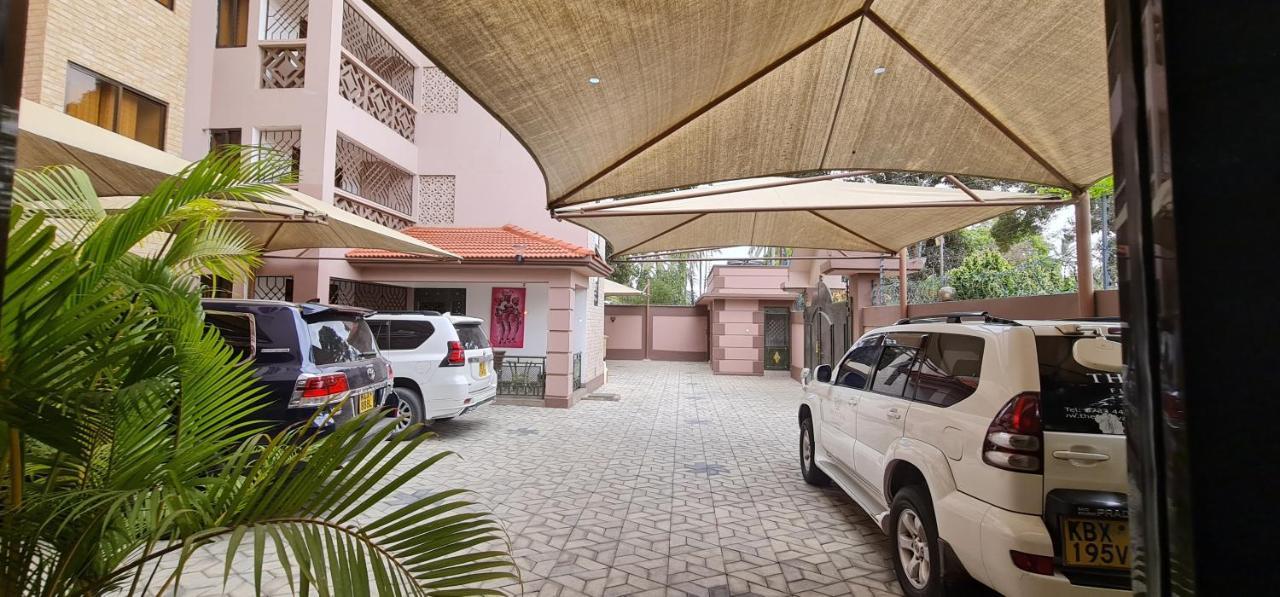 The Festival Fully Furnished Apartments Mombasa Esterno foto