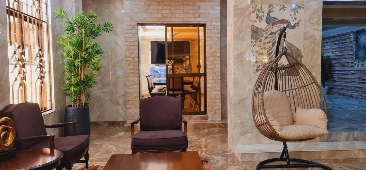 The Festival Fully Furnished Apartments Mombasa Esterno foto