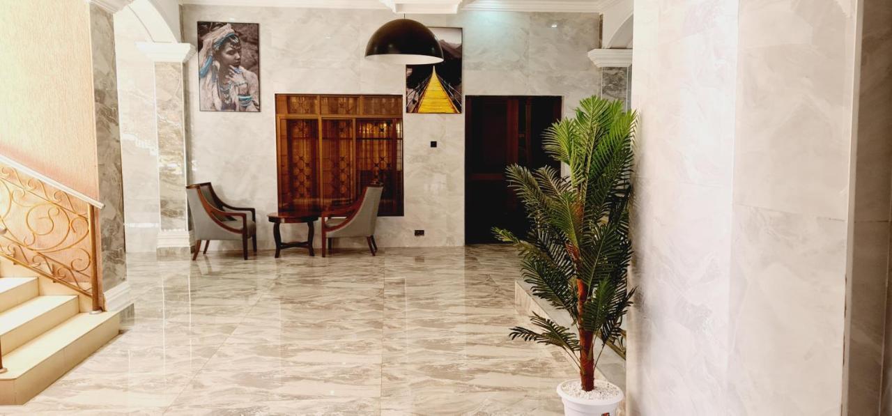 The Festival Fully Furnished Apartments Mombasa Esterno foto