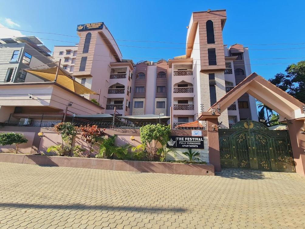 The Festival Fully Furnished Apartments Mombasa Esterno foto